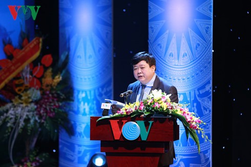 Радио «Голос Вьетнама» прилагает усилия для сохранения и развития ценностей вьетнамского языка - ảnh 1